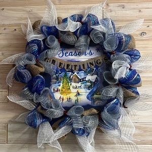 Season’s Greetings Holiday Wreath and Storage Container Box